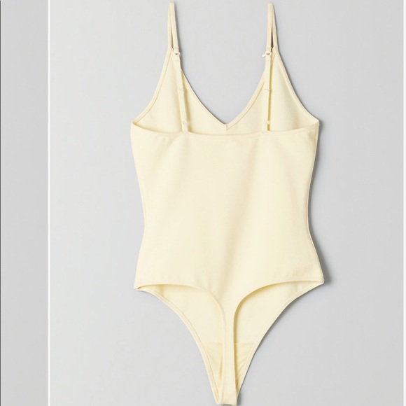 Aritzia Sunday Best Annie Bodysuit in BLACK - Picture 4 of 7